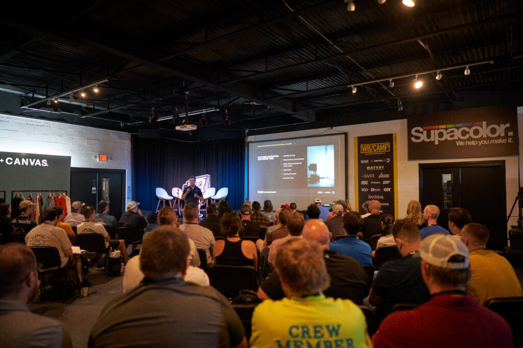 Crowd at printed threads 1 1024x682